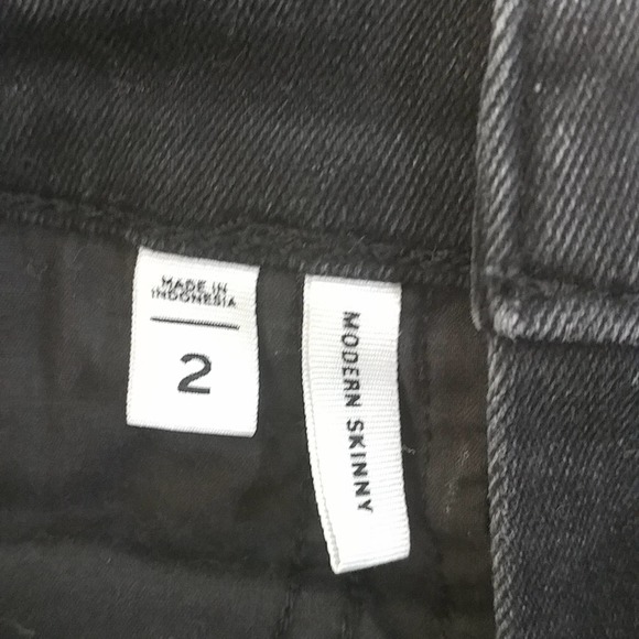 Ann Taylor LOFT Modern Skinny Jeans - Picture 3 of 6